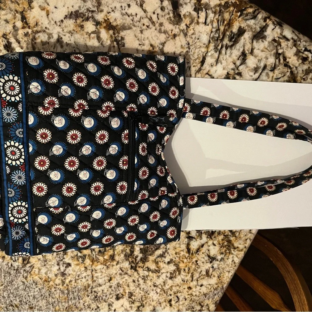Vera Bradley Floral Patterned Tote Bag - Black and White